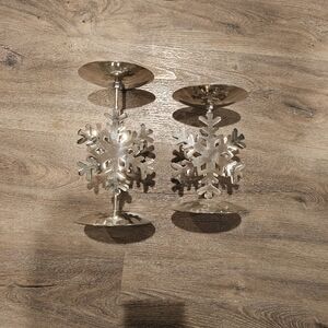 Silver‎ Snowflake Candle Holders Pair
